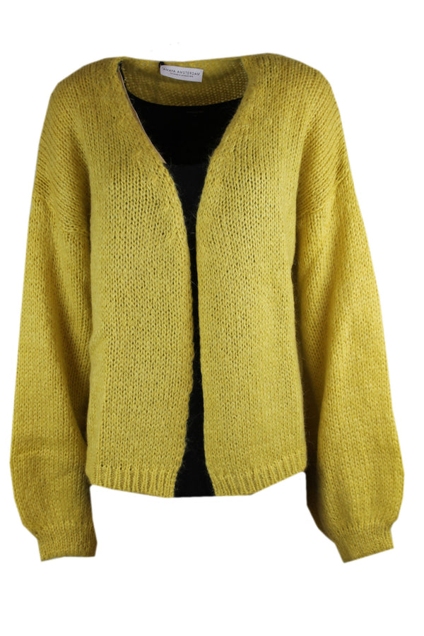 Amaya vest Teddy met 40% wol.