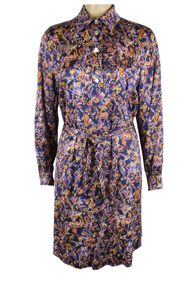 Caroline Biss blouse jurk met een strikband.