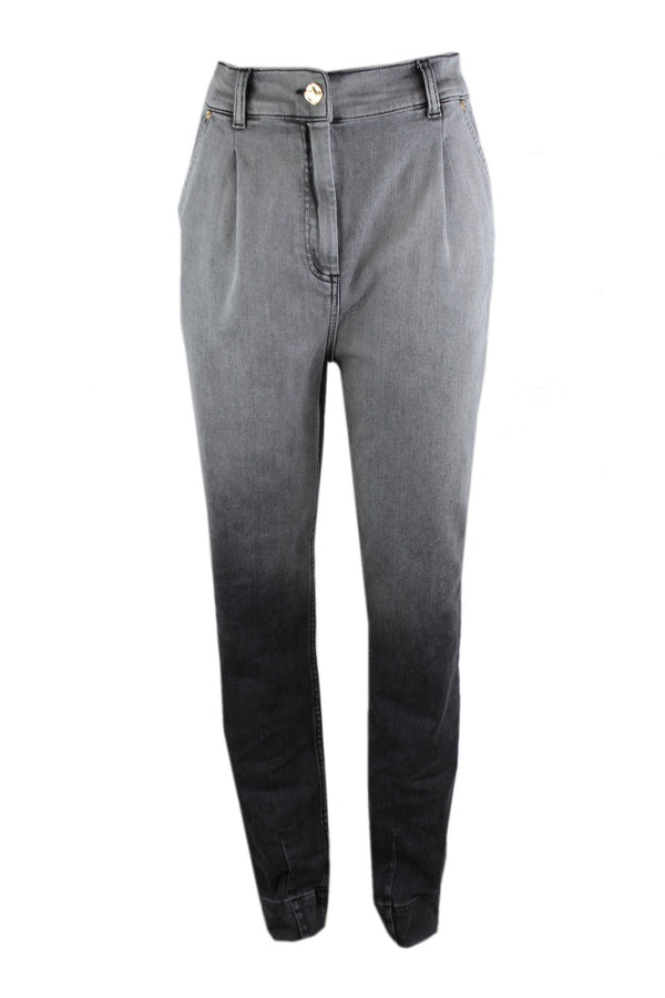 Caroline Biss grijze denim.