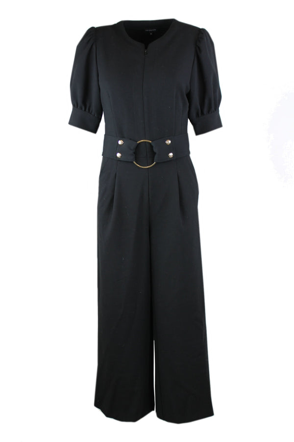 Caroline Biss jumpsuit, verkrijgbaar in de kleuren zwart en gebroken wit.