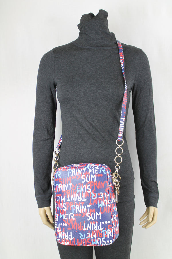 Caroline Biss schoudertas met print.