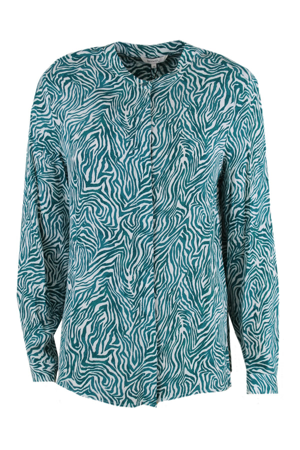 Sandwich blouse.