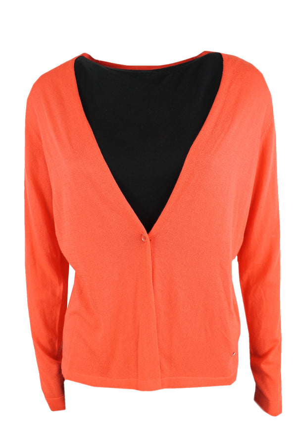 Sandwich vest verkrijgbaar in de kleuren rood en grijs.