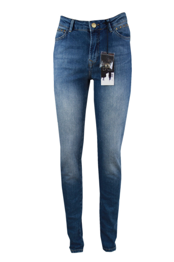 Summum light denim.