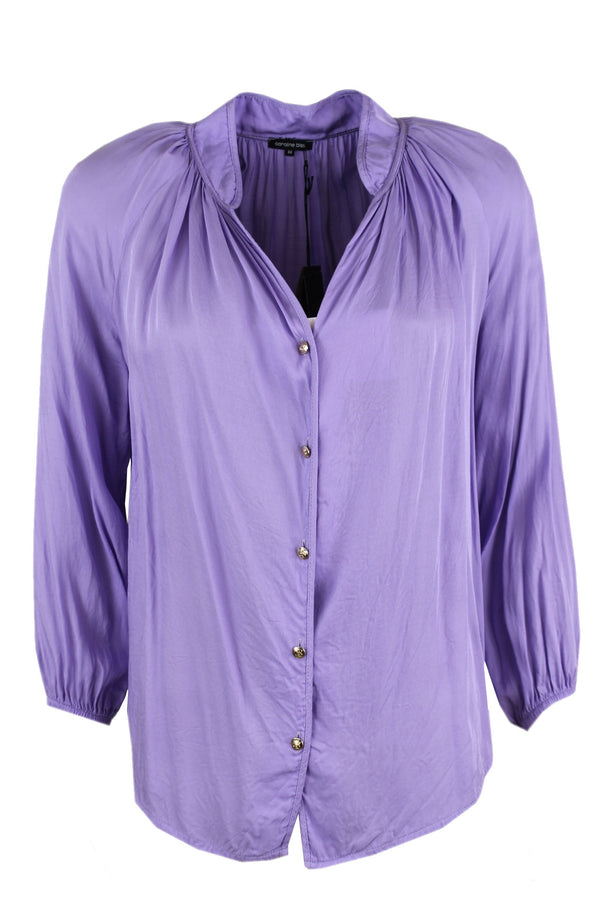 Caroline Biss blouse van 100% viscose.