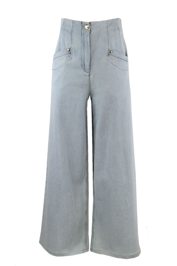 Caroline Biss denim met zeer ruime pijpen.