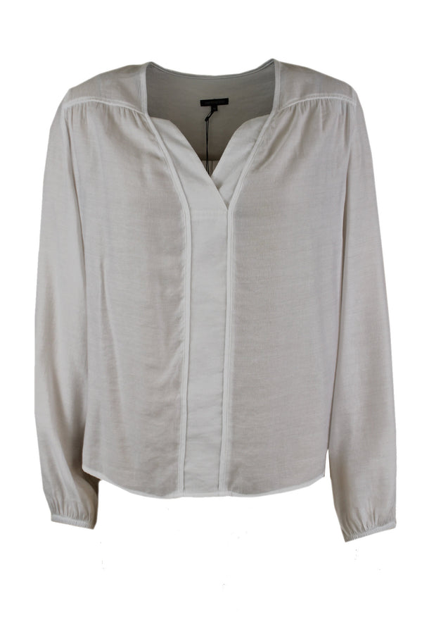 Caroline Biss blouse met ballonmouwen.
