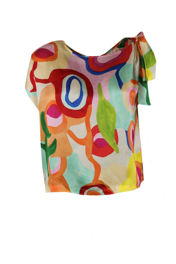 Caroline Biss blouse van 100% viscose.