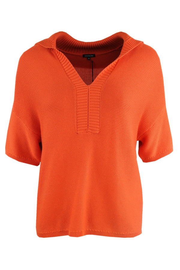 Caroline Biss trui verkrijgbaar in de kleuren oranje en beige.
