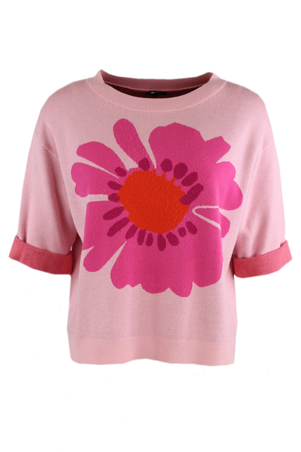 Caroline Biss trui verkrijgbaar in de kleuren roze en blauw.