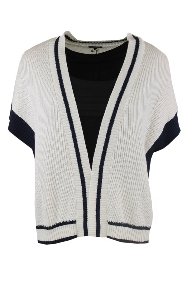 Caroline Biss vest zonder sluiting.