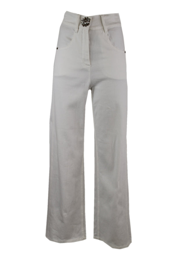 Caroline Biss witte jeans.