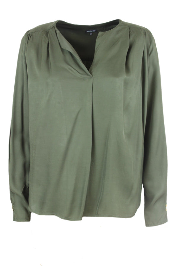 Caroline Biss blouse van 100% viscose.