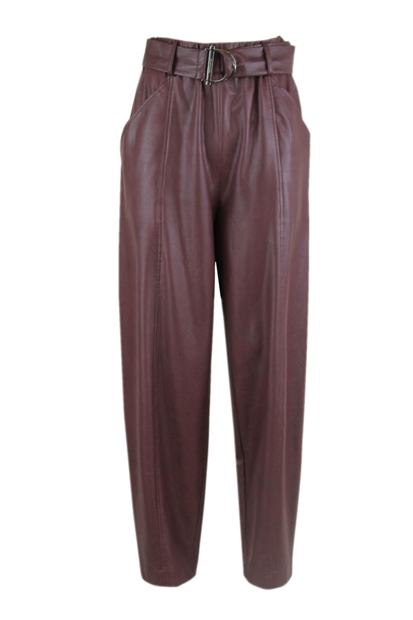 Caroline Biss leatherlook broek met tapse pijp.