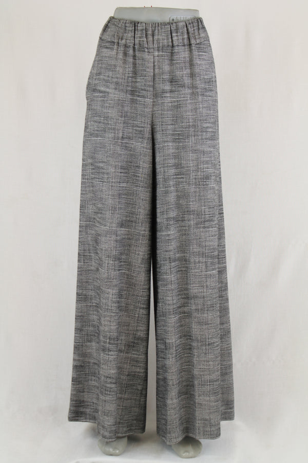 Caroline Biss broek met een elastische taille.