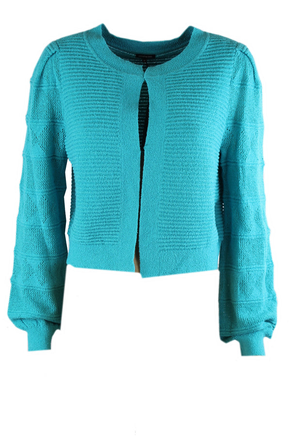 Caroline Biss vest met siersteek gebreid, verkrijgbaar in turquoise en roze.